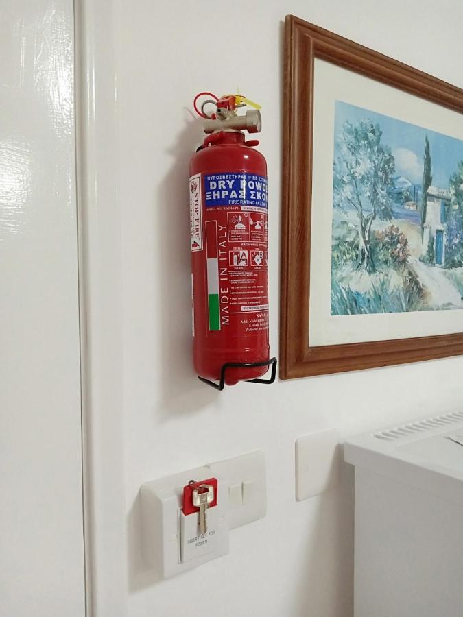Stelia'S Seagate Studio Apt. 拉纳卡 外观 照片